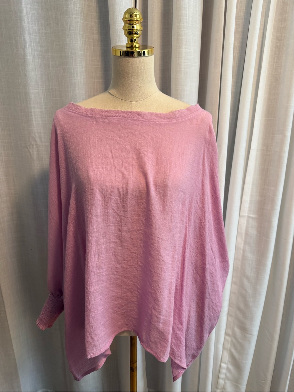 Oversized, lightweight,‎ pink, long sleeve blouse